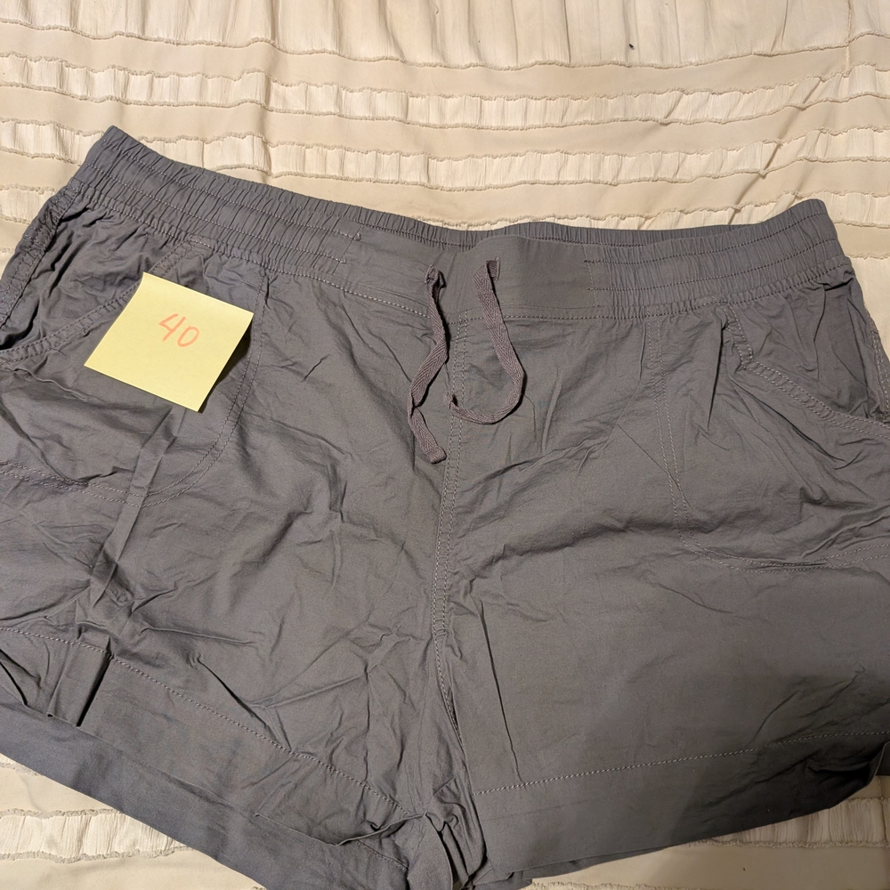 George Women's Cargo Shorts - Gray